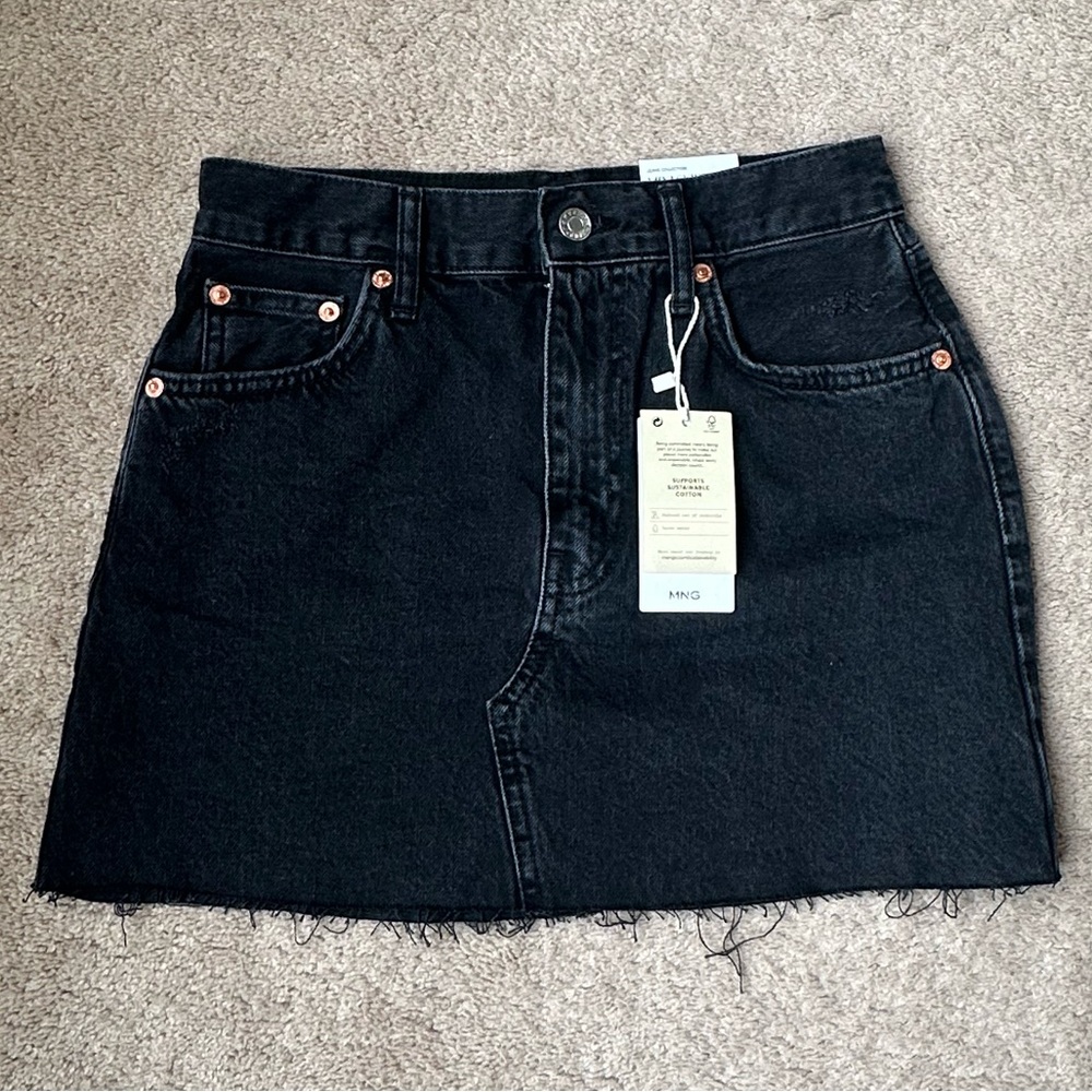 NWT Mango Black Denim Mini Skirt with Frayed Hem size small - Picture 8 of 16